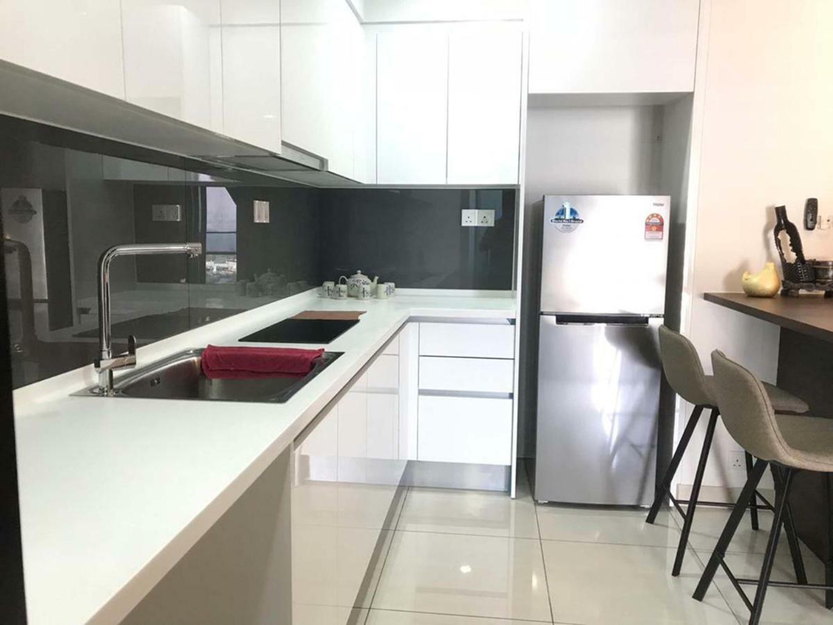 Ferienwohnung Almas Puteri Harbour Nusajaya  Exterior foto