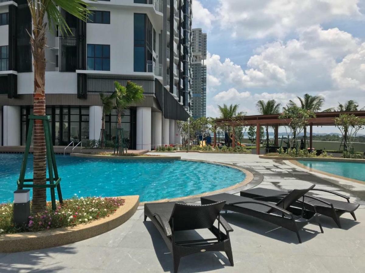 Ferienwohnung Almas Puteri Harbour Nusajaya  Exterior foto