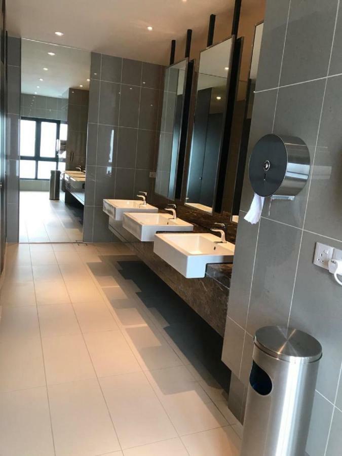 Ferienwohnung Almas Puteri Harbour Nusajaya  Exterior foto