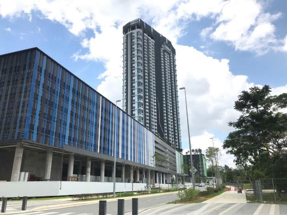 Ferienwohnung Almas Puteri Harbour Nusajaya  Exterior foto